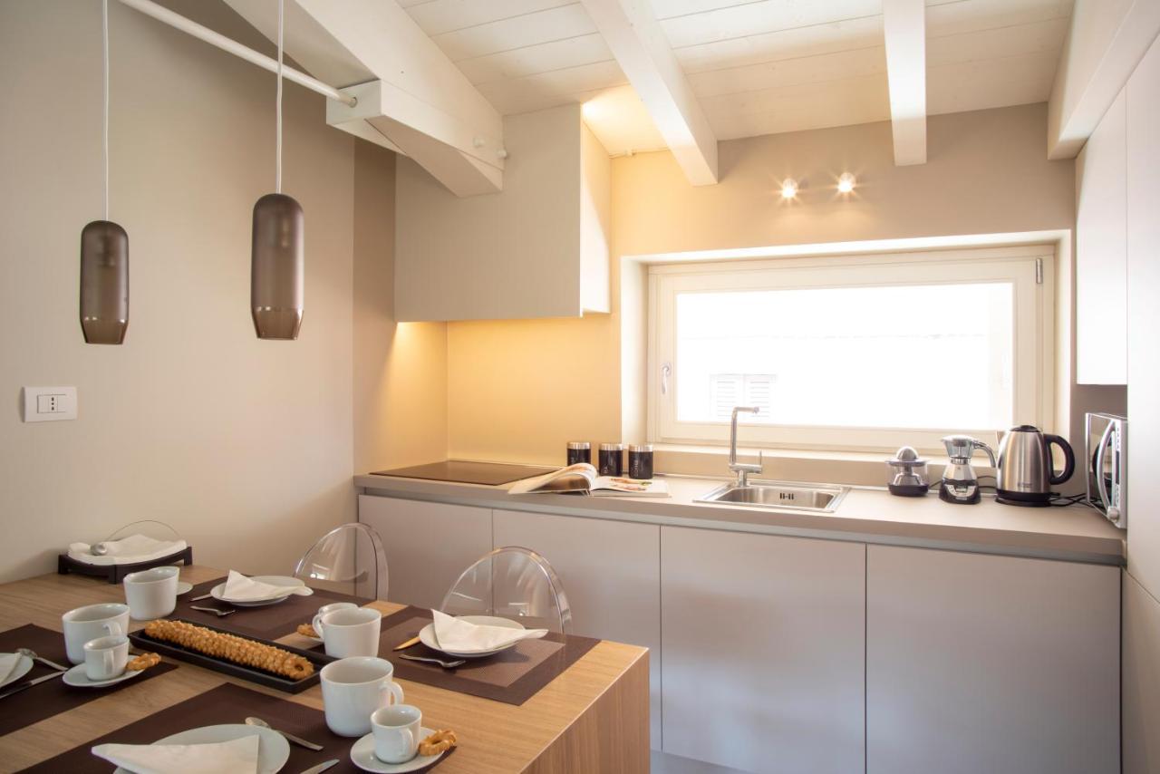 פסקיארה דל גארדה Time To Be - Luxury Apartments Centro Storico מראה חיצוני תמונה