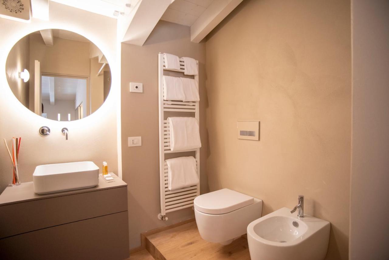 פסקיארה דל גארדה Time To Be - Luxury Apartments Centro Storico מראה חיצוני תמונה