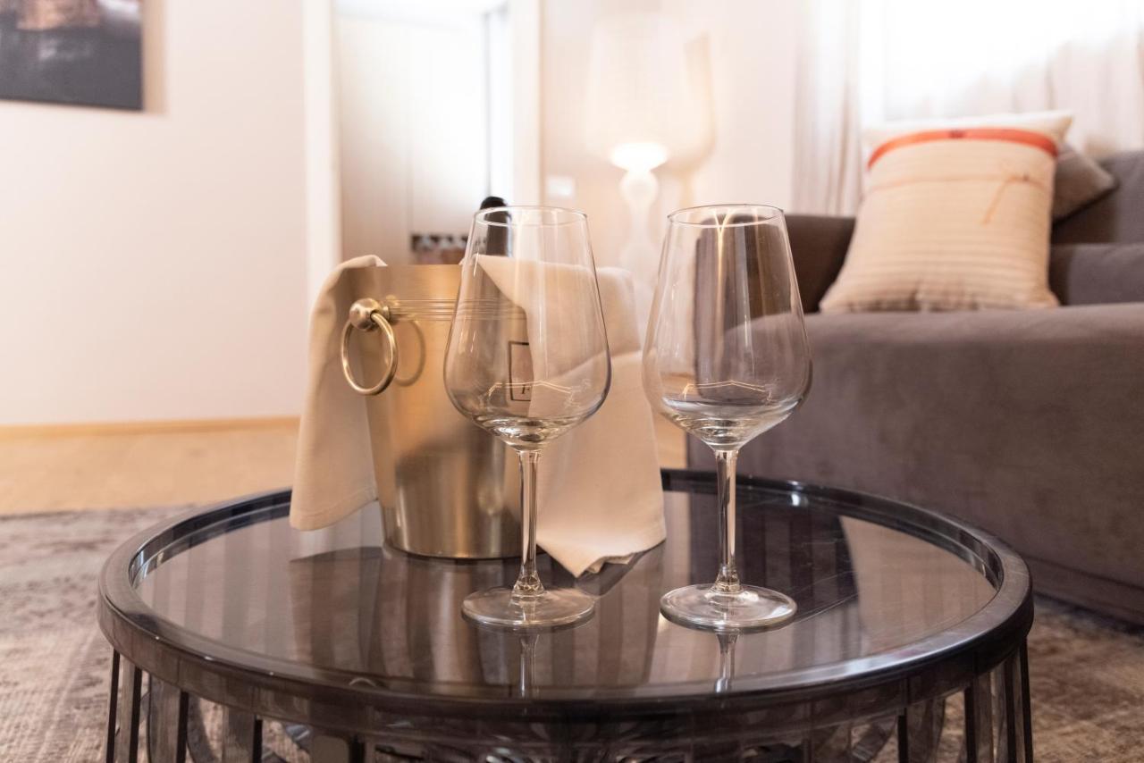 פסקיארה דל גארדה Time To Be - Luxury Apartments Centro Storico מראה חיצוני תמונה
