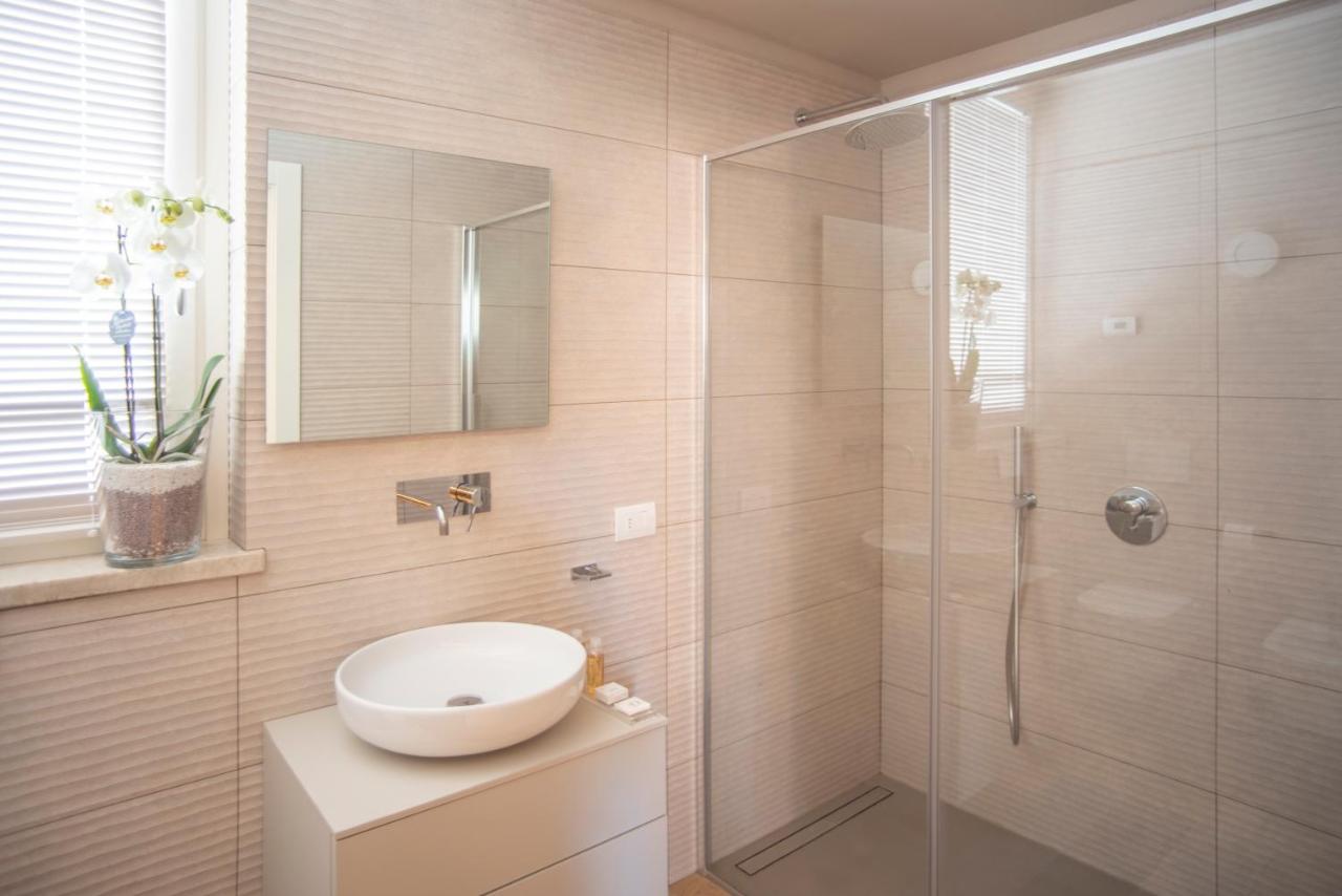 פסקיארה דל גארדה Time To Be - Luxury Apartments Centro Storico מראה חיצוני תמונה