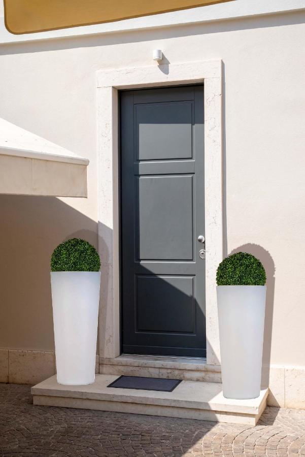 פסקיארה דל גארדה Time To Be - Luxury Apartments Centro Storico מראה חיצוני תמונה