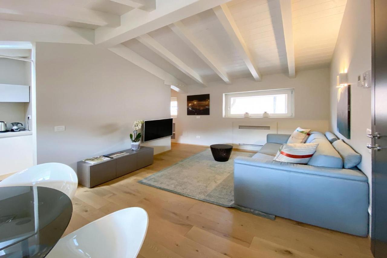 פסקיארה דל גארדה Time To Be - Luxury Apartments Centro Storico מראה חיצוני תמונה